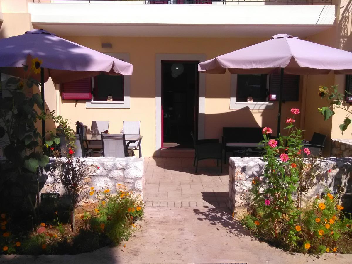 Mikros Gialos Apartments Exterior foto
